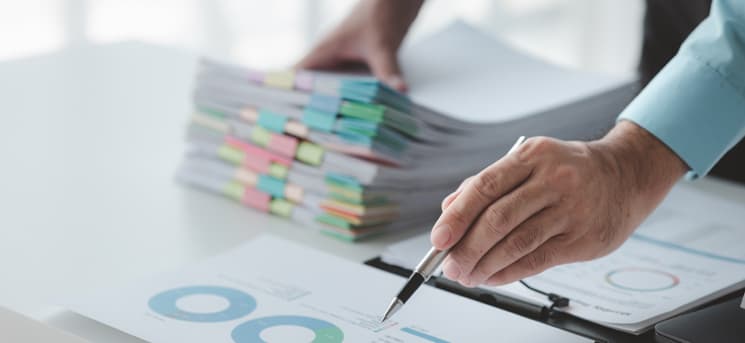 10 Costly Tax Mistakes Expats & Independent Contractors Make